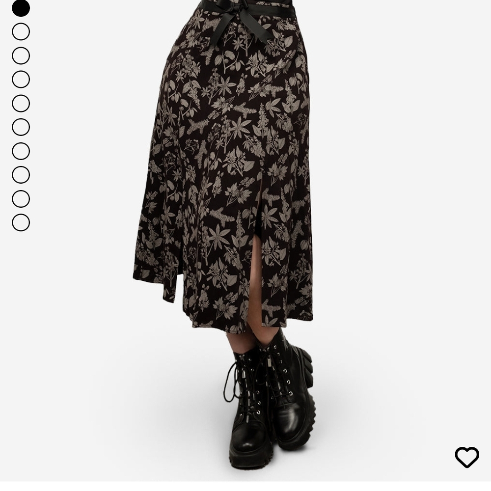 Poisonous Flower Slit Thigh Midi Skirt